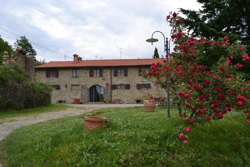 הוילה Castelfranco di Sopra Fattoria Il Praticino מראה חיצוני תמונה
