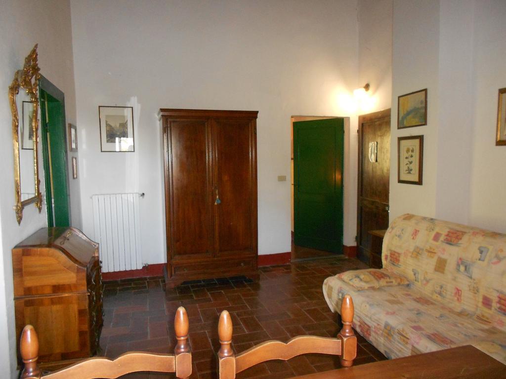 הוילה Castelfranco di Sopra Fattoria Il Praticino מראה חיצוני תמונה
