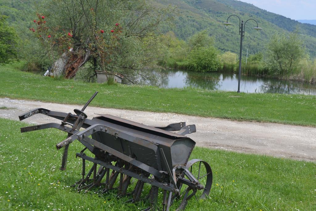 הוילה Castelfranco di Sopra Fattoria Il Praticino מראה חיצוני תמונה