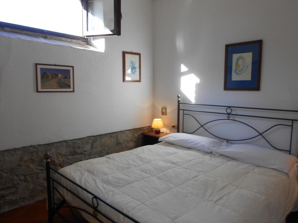 הוילה Castelfranco di Sopra Fattoria Il Praticino מראה חיצוני תמונה